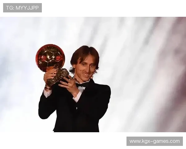 莫德里奇传奇地位再添辉煌:职业生涯最后一舞点燃球迷热血 莫德里奇传奇地位再添辉煌:职业生涯最后一舞点燃球迷热血